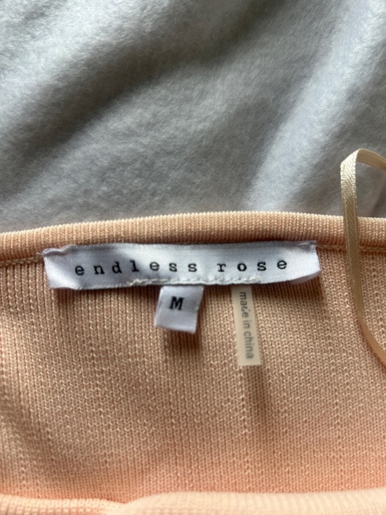 Endless Rose - Picture 3 of 9